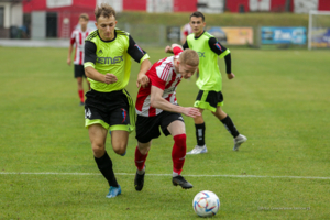 V liga piłki nożnej: Tarnovia - Dunajec Zakliczyn